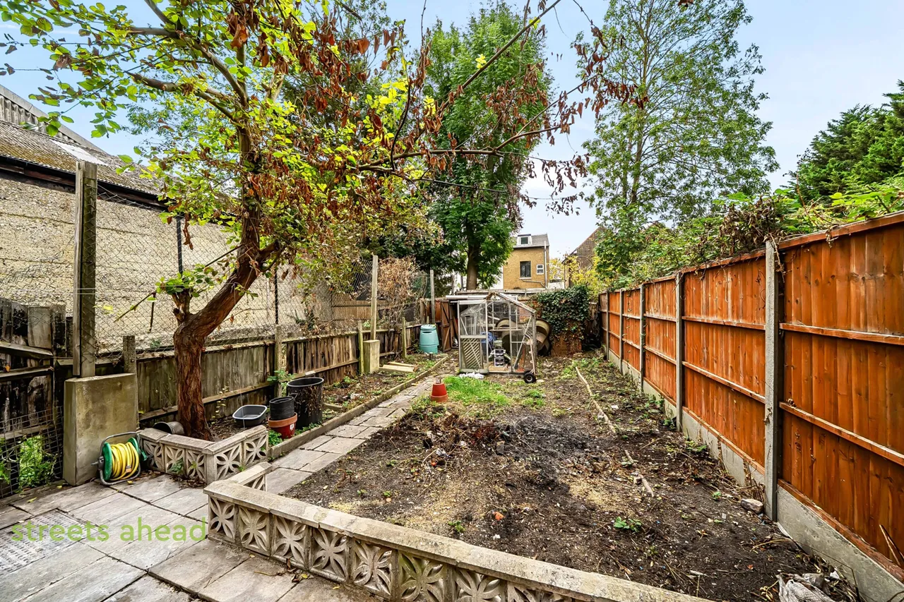 Sunnycroft Road, London, SE25, photo 7