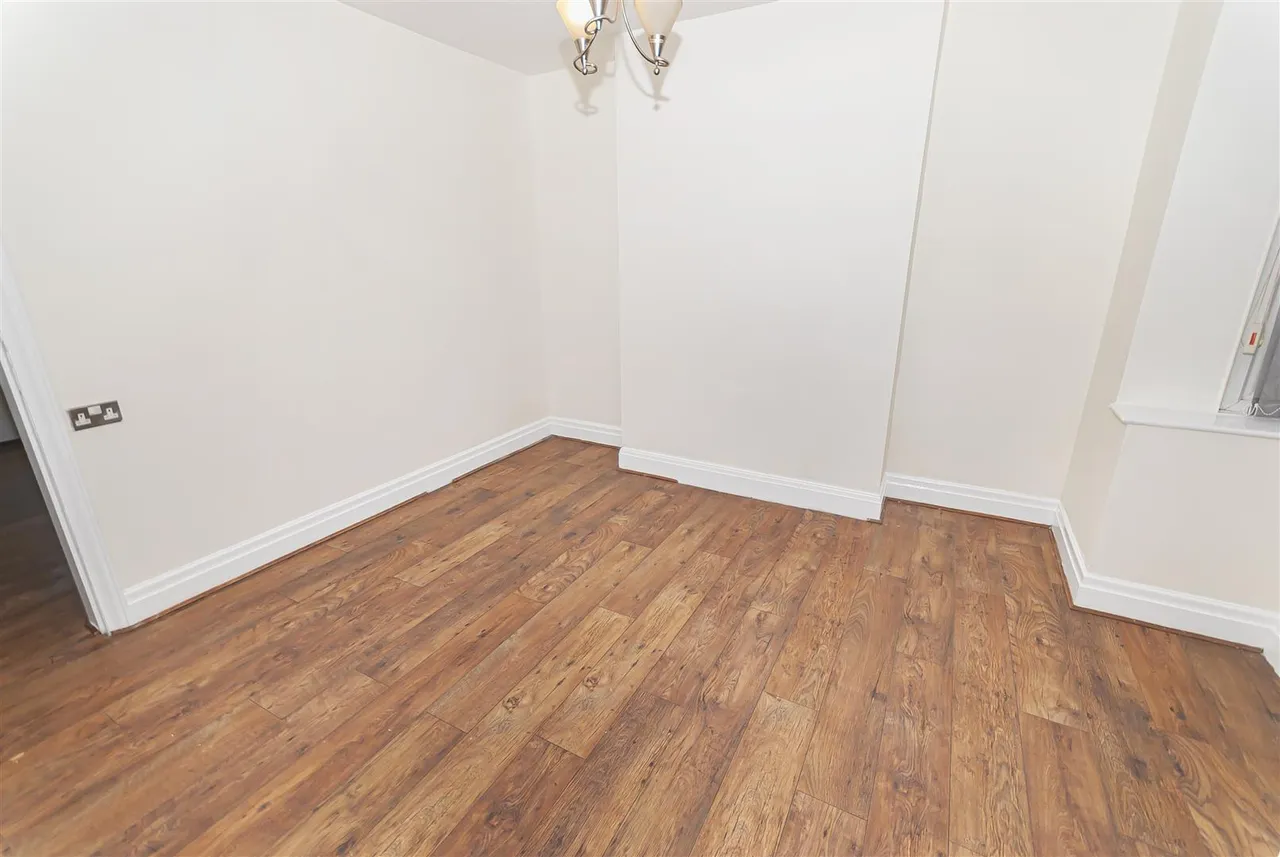 Rochdale Road, Bury, BL9 7HP, photo 6