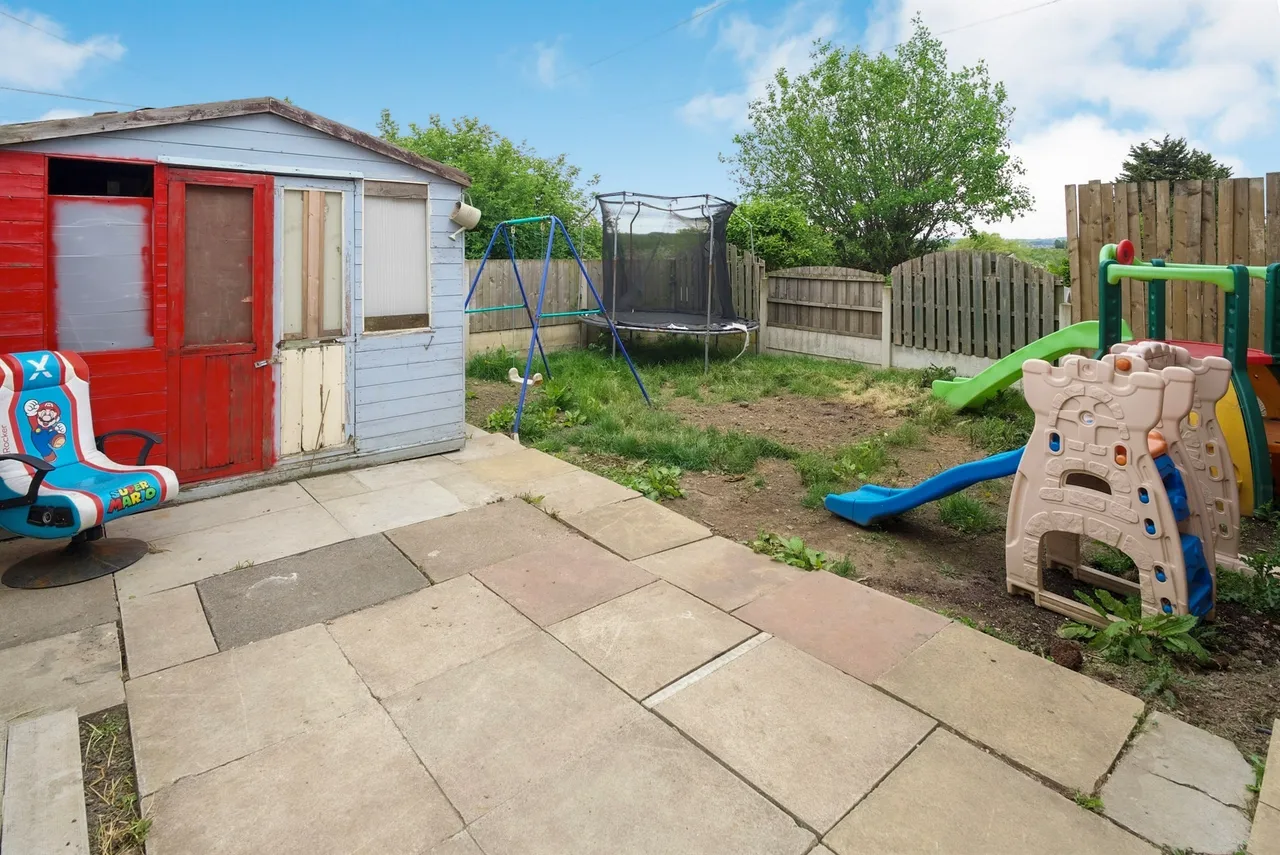 Rotherham Road, Little Houghton, Barnsley, photo 10