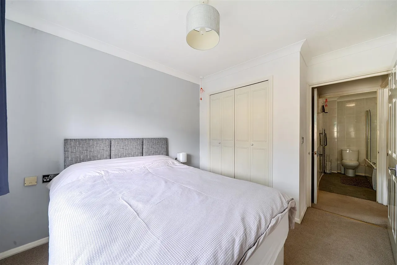 Poole Road, Bournemouth, BH2, photo 8