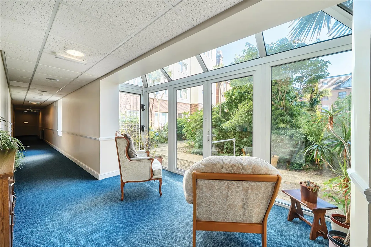 Poole Road, Bournemouth, BH2, photo 11