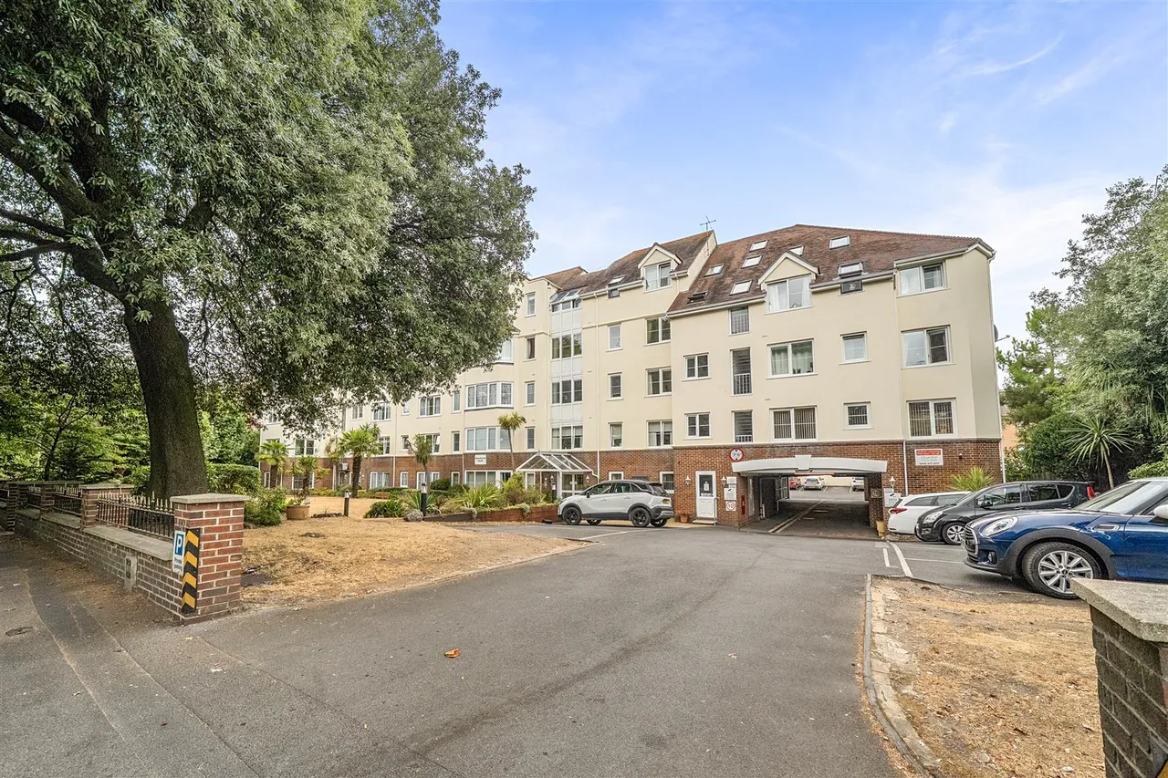 Poole Road, Bournemouth, BH2, photo 14