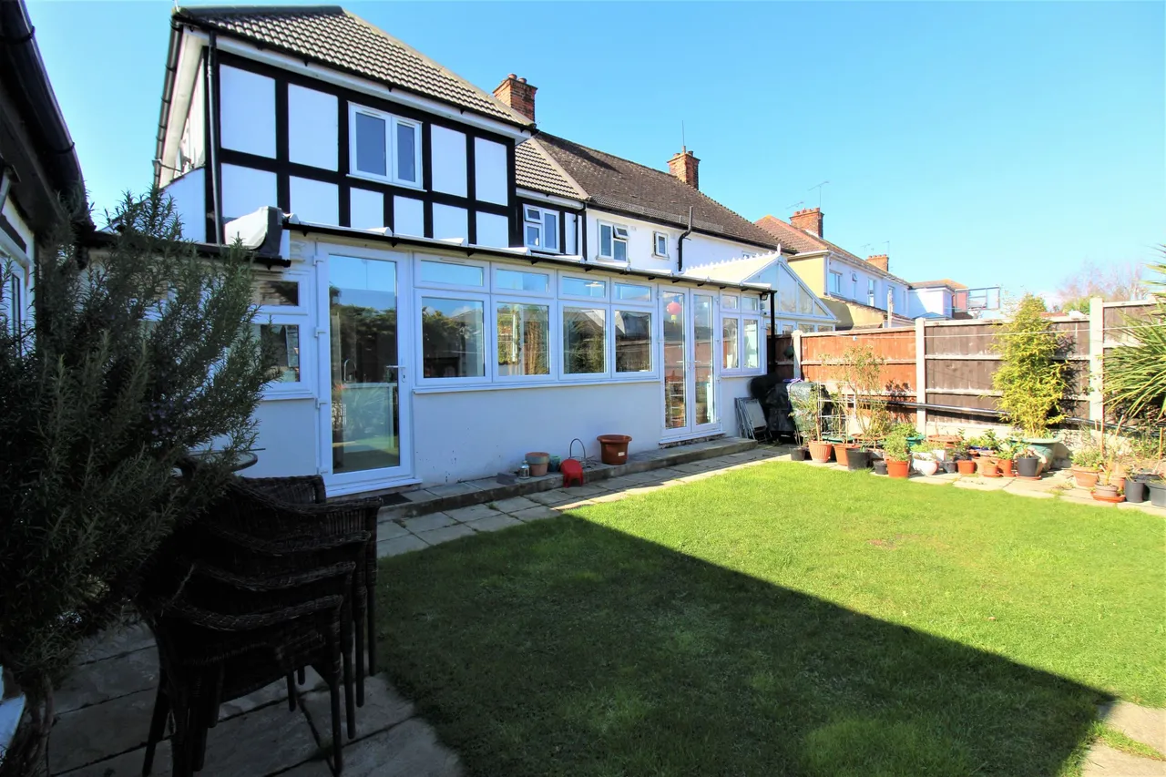 Lodge Lane, Grays, Essex, RM16 2TH, photo 18