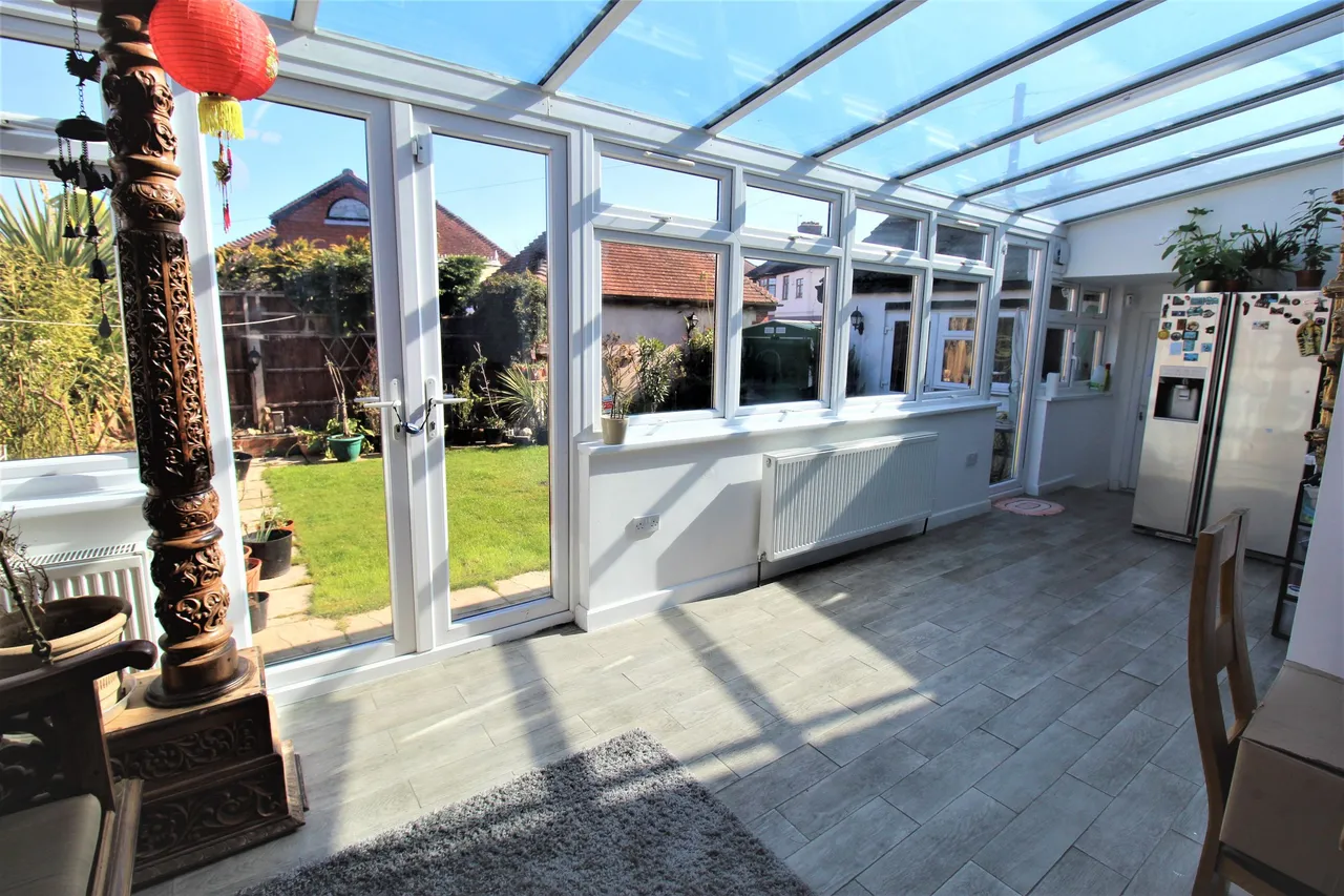 Lodge Lane, Grays, Essex, RM16 2TH, photo 8