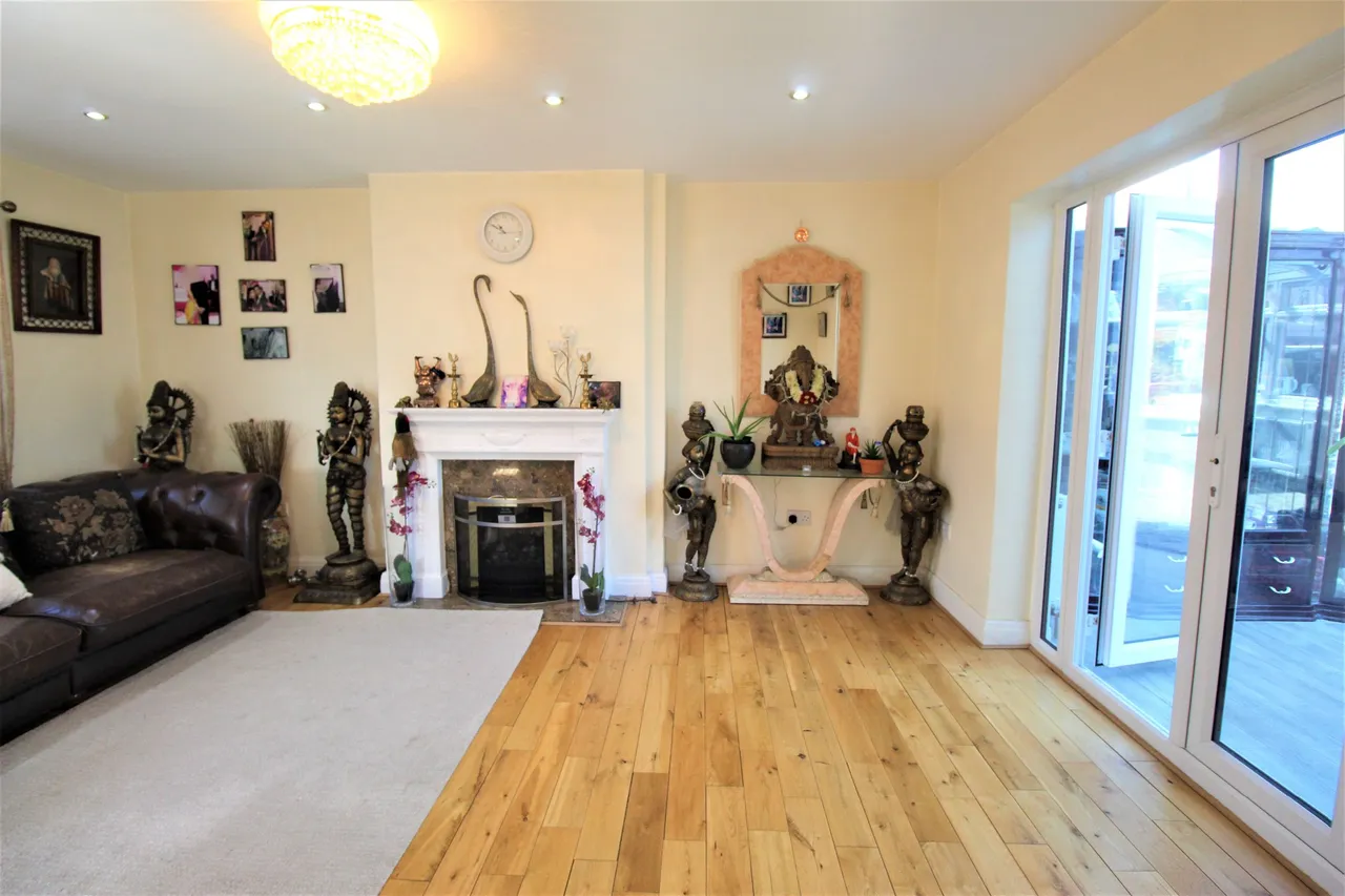 Lodge Lane, Grays, Essex, RM16 2TH, photo 7