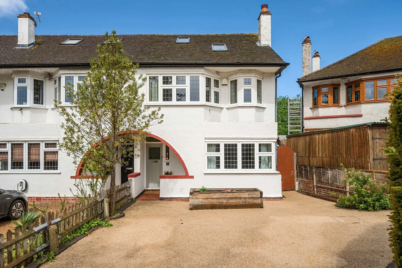 4 bed house for sale — Greycot Road, BR3