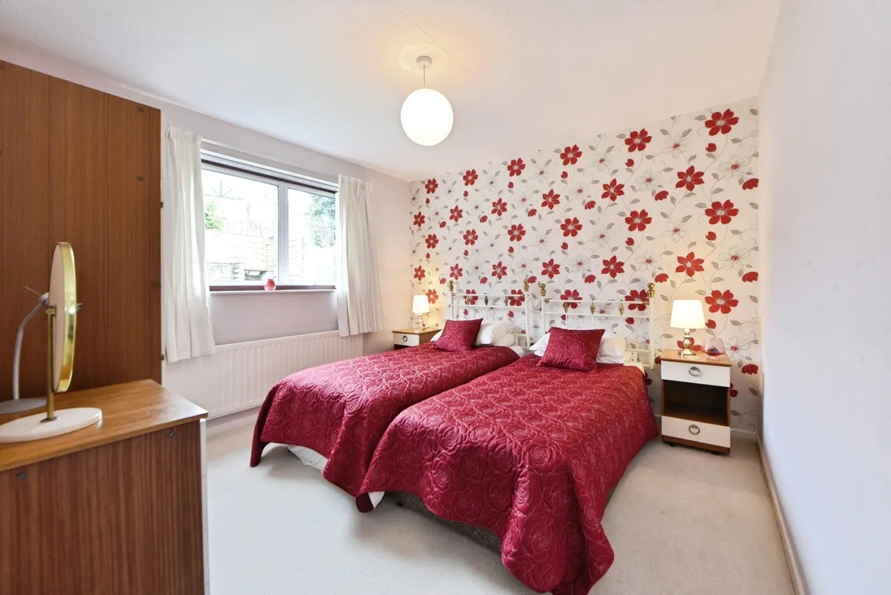 Bowfell Drive, High Lane, Stockport, Greater Manchester, SK6, photo 6