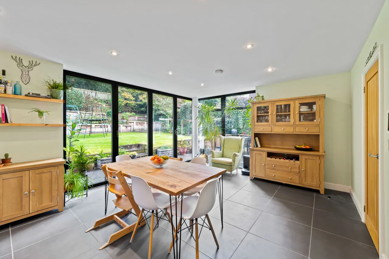 Howey Rise, Frodsham, photo 10