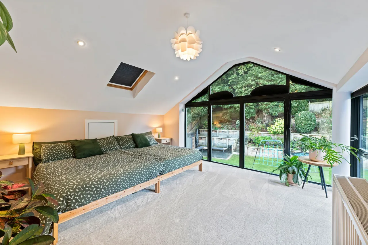 Howey Rise, Frodsham, photo 18