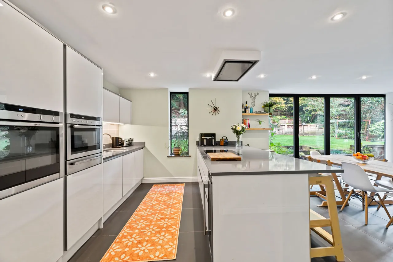 Howey Rise, Frodsham, photo 12