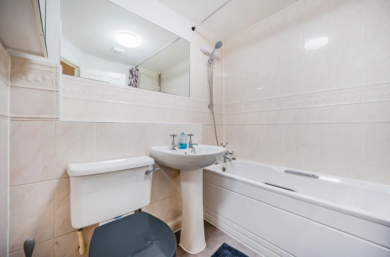Norton Road, Wokingham, Berkshire, RG40 2BD, photo 6