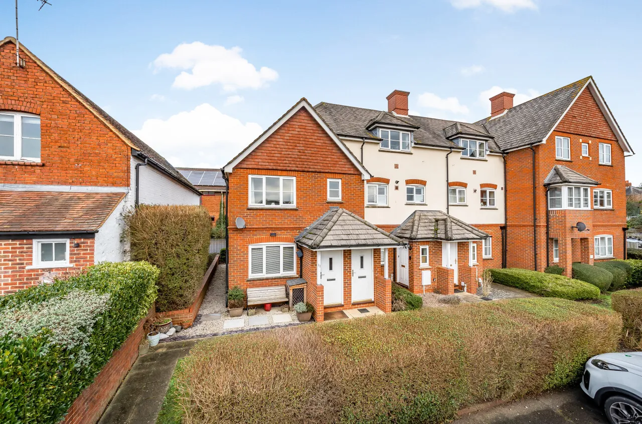 1 bed flat for sale — Norton Road, Wokingham, Berkshire, RG40 2BD