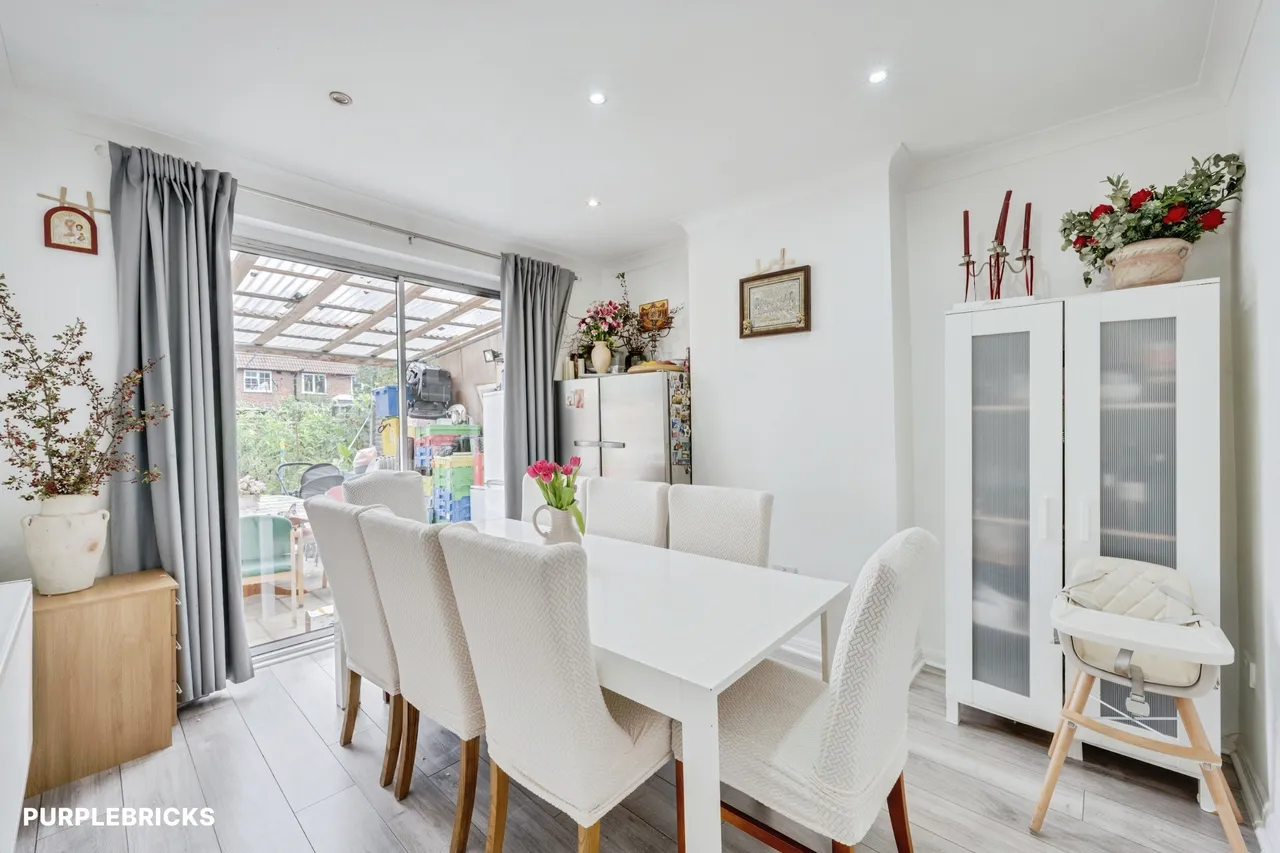 Hazelwood Avenue, Morden, SM4, photo 4