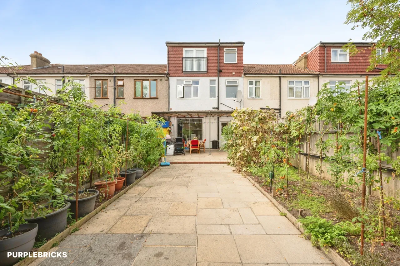 Hazelwood Avenue, Morden, SM4, photo 2