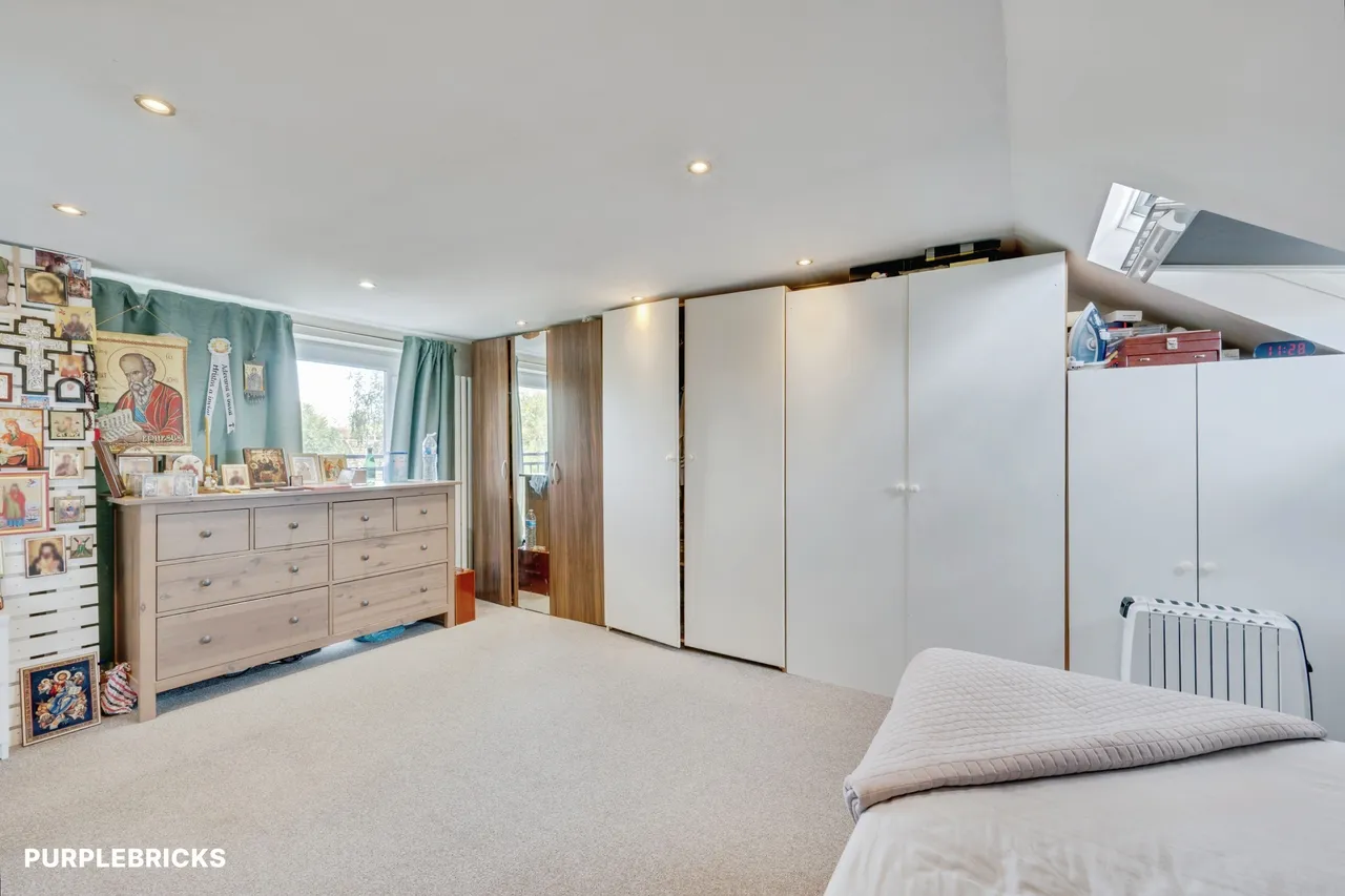 Hazelwood Avenue, Morden, SM4, photo 12