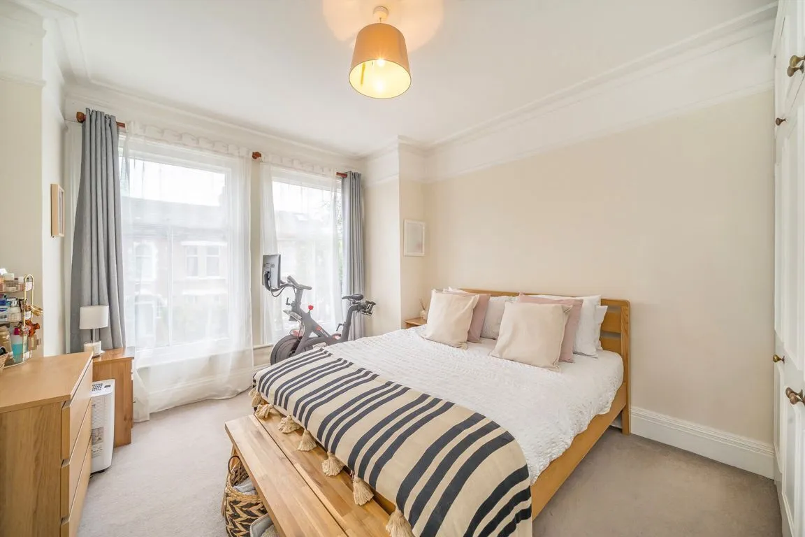 Haverhill Road, SW12, photo 6