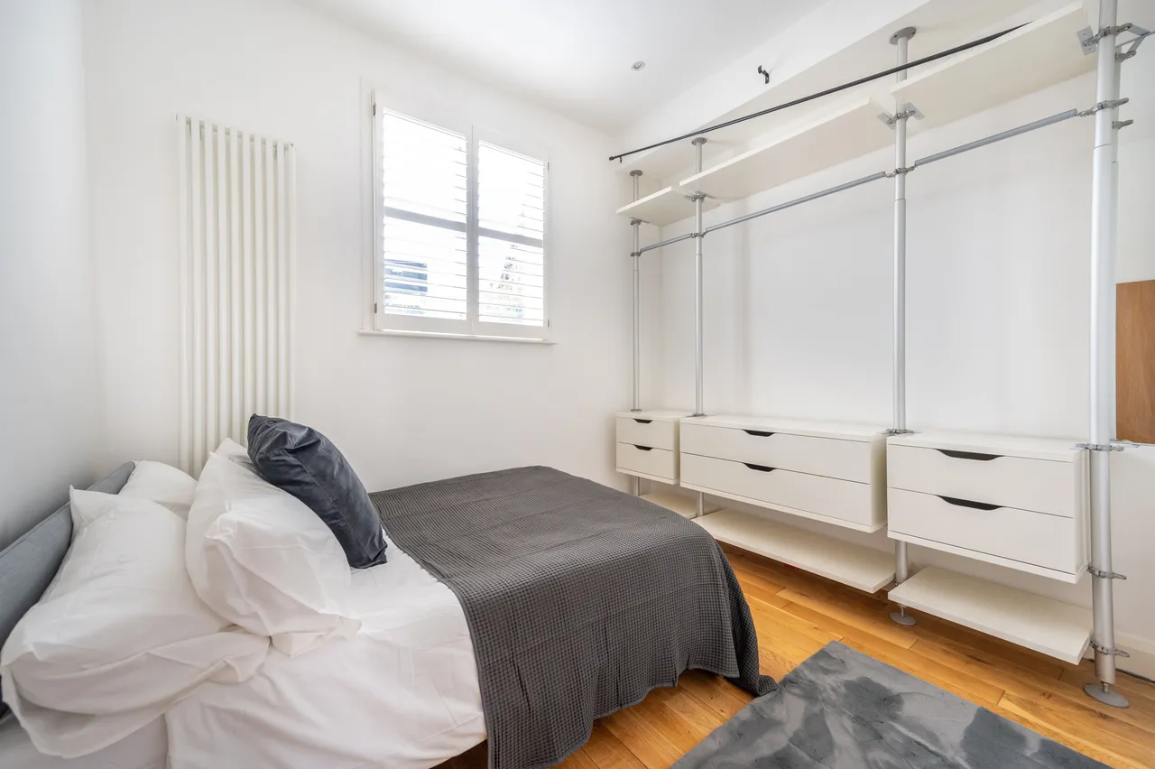 Flat 1, 337 Portobello Road, London, photo 4
