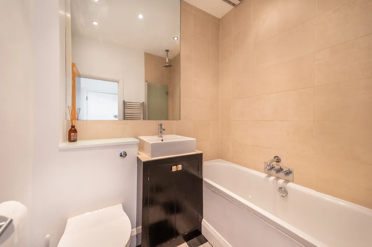 Flat 1, 337 Portobello Road, London, photo 7