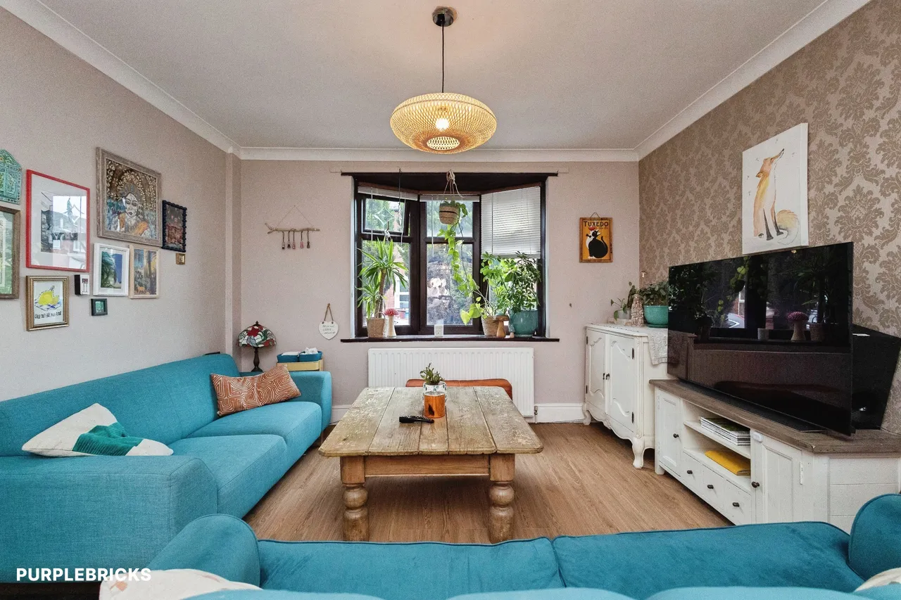 3 bed house for sale, St Georges Drive, Manchester, M40