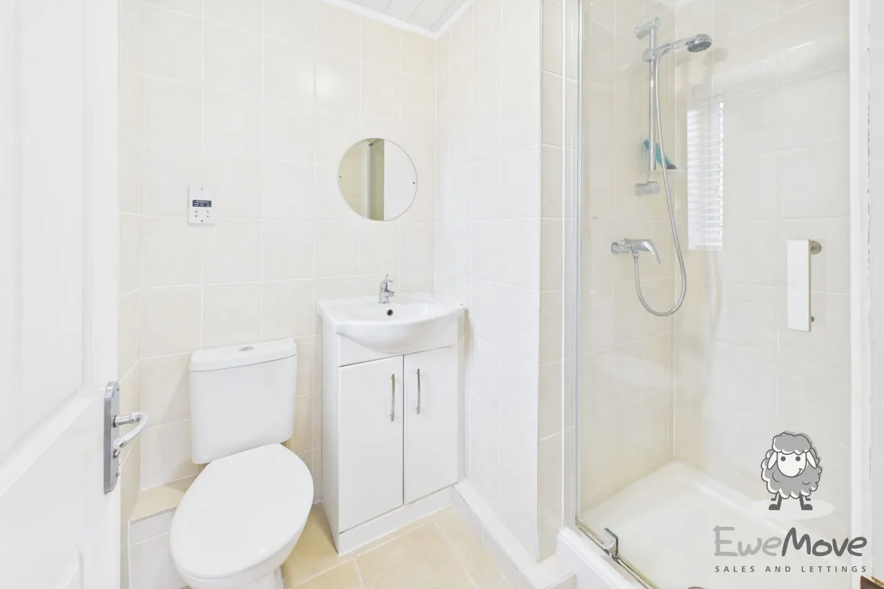 Moray Close, St. Helens, WA10, photo 10
