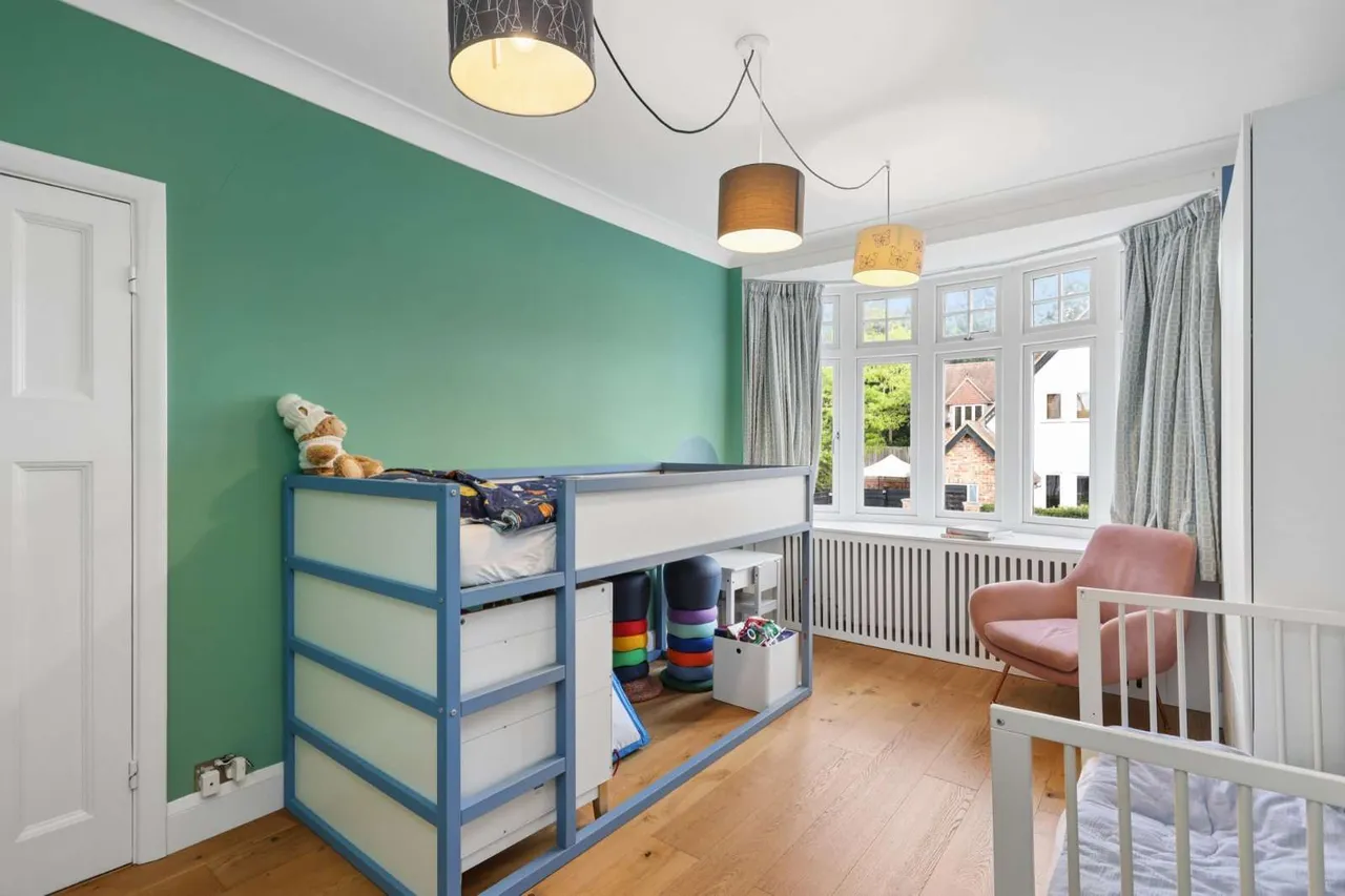 Melbury Gardens, West Wimbledon, SW20, photo 13
