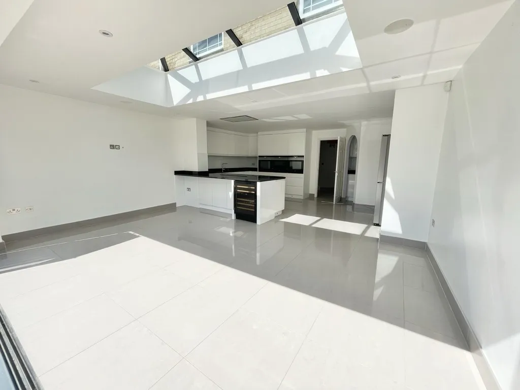 Dettingen Crescent, Deepcut, photo 3