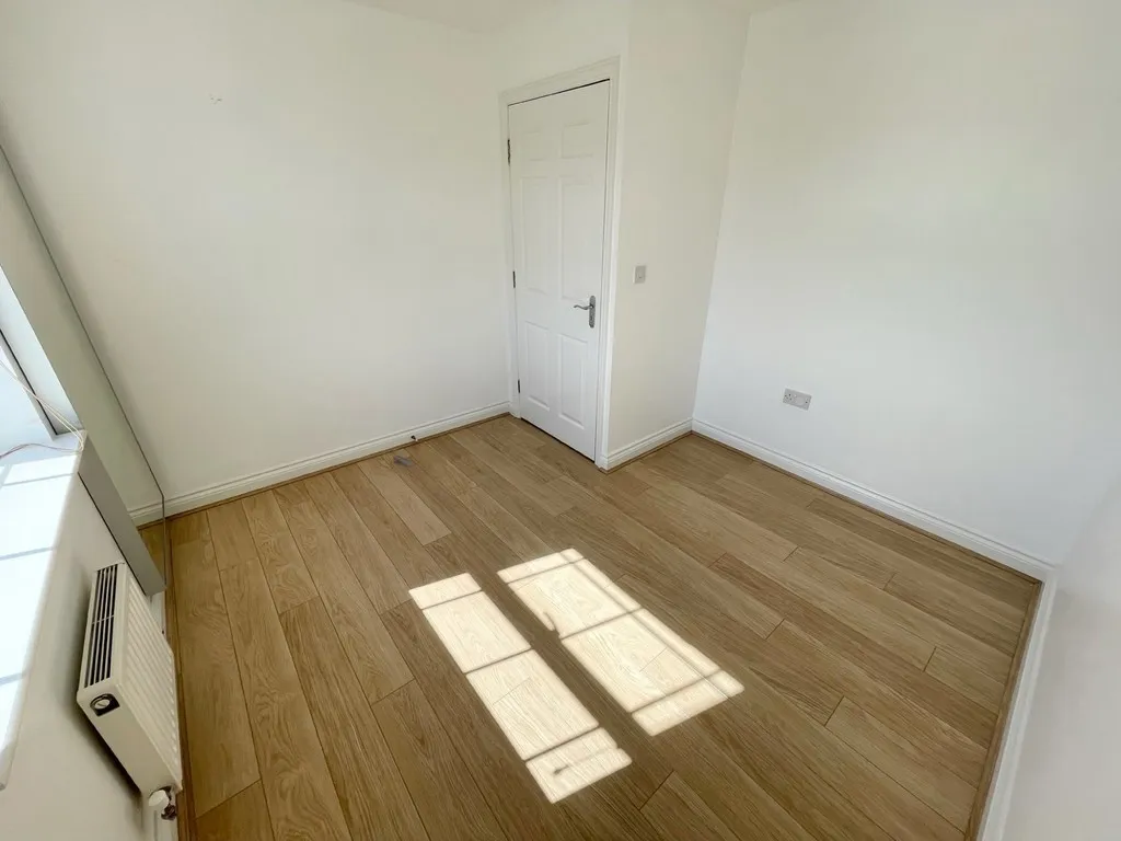 Dettingen Crescent, Deepcut, photo 13