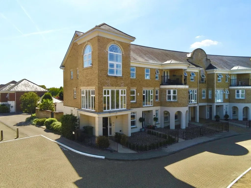 4 bed house for sale, Dettingen Crescent, Deepcut