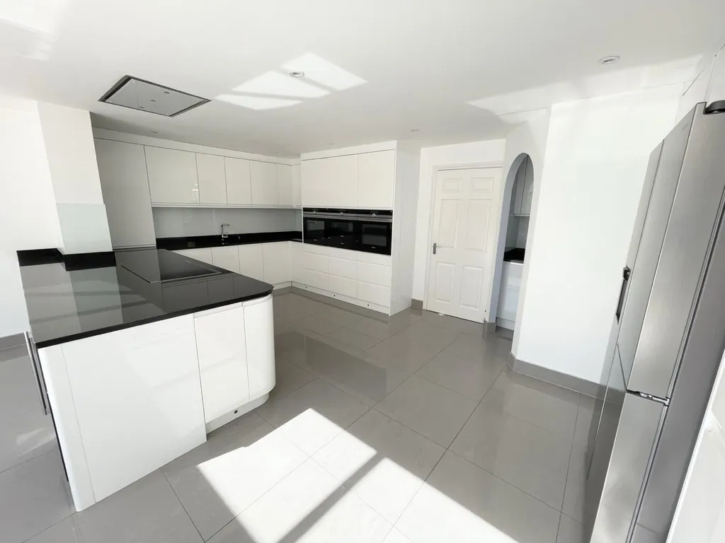 Dettingen Crescent, Deepcut, photo 25