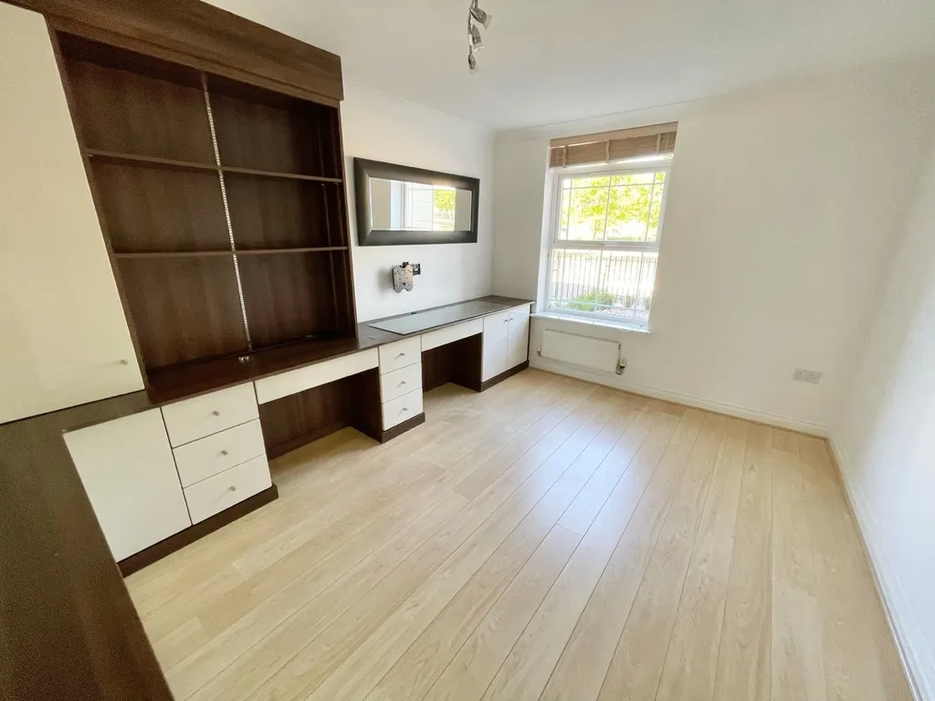 Dettingen Crescent, Deepcut, photo 7