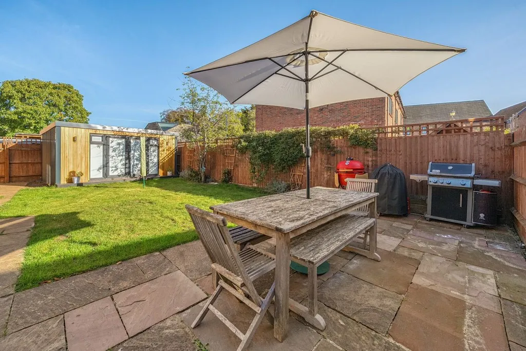 New Street, Shefford, SG17, photo 22