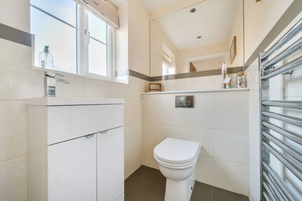 New Street, Shefford, SG17, photo 12