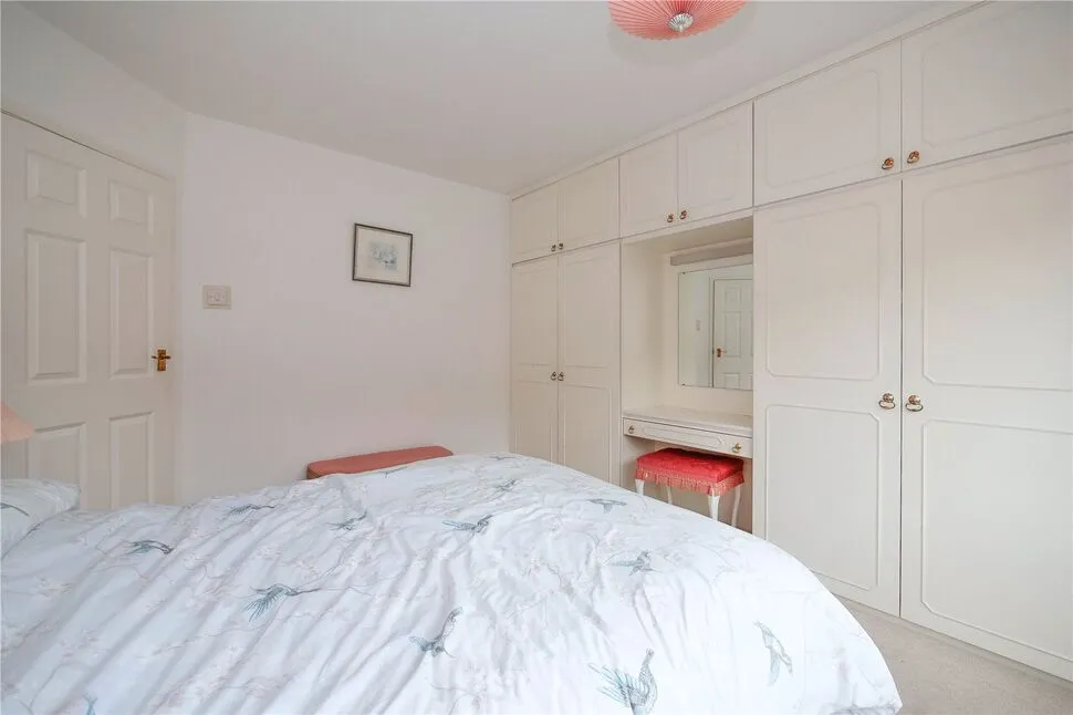 St. James Road, Baildon, West Yorkshire, BD17, photo 9