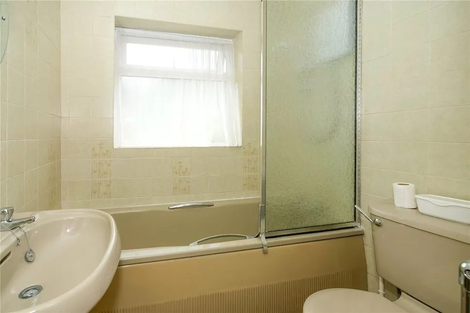 St. James Road, Baildon, West Yorkshire, BD17, photo 12