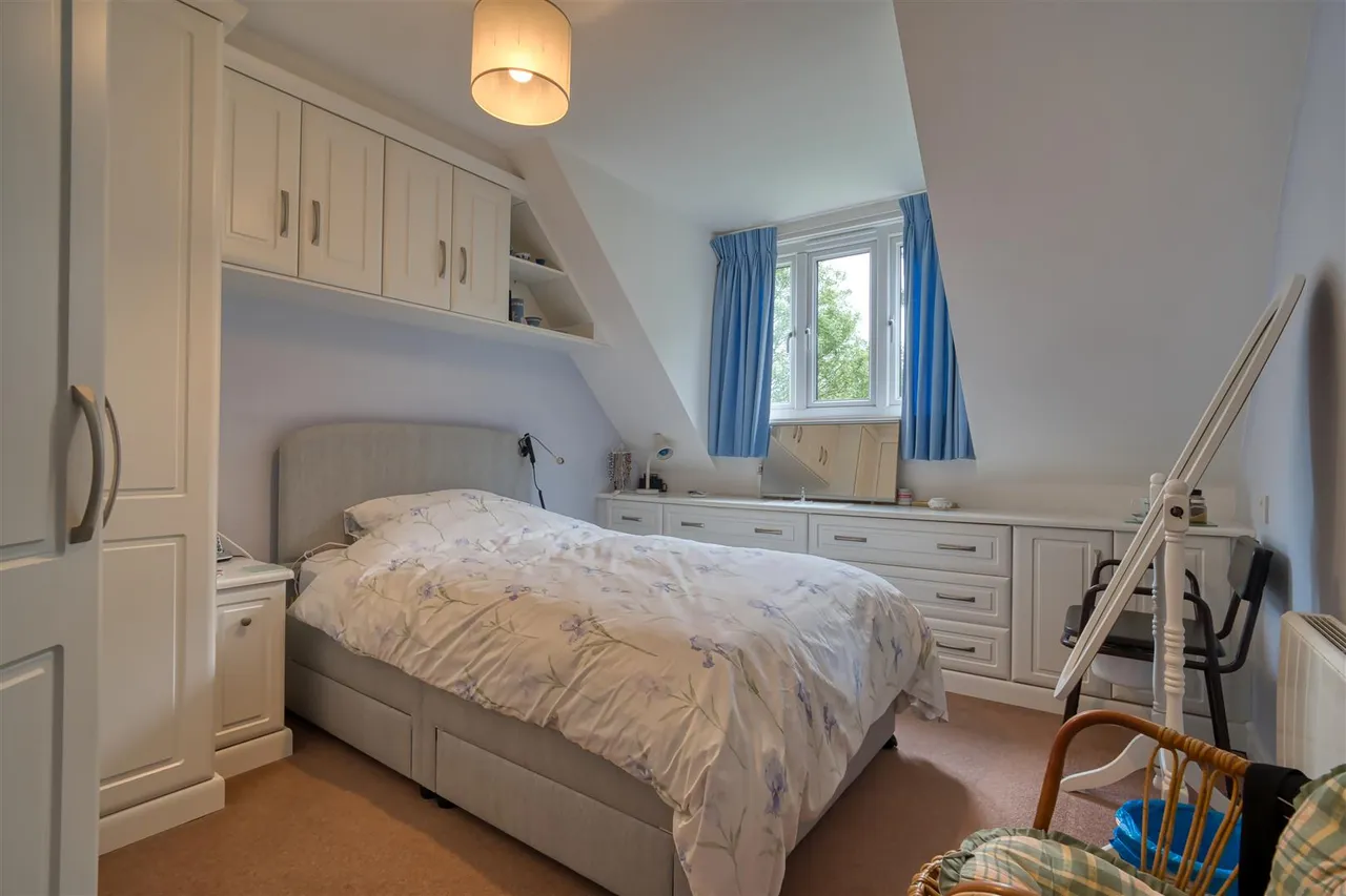King Edmund Court, Gillingham, photo 5