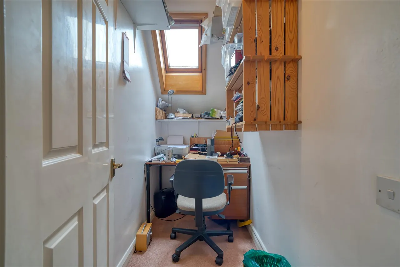 King Edmund Court, Gillingham, photo 8