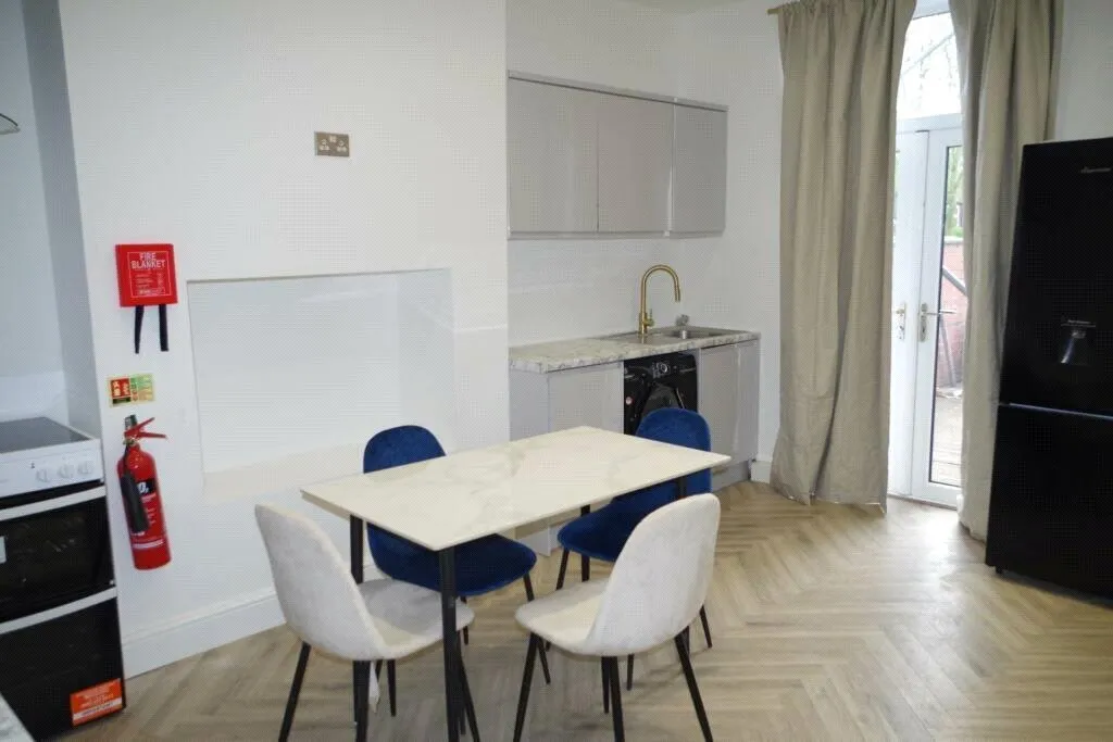 Firs Avenue, Failsworth, Manchester, Greater Manchester, M35, photo 10