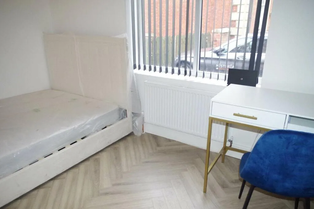 Firs Avenue, Failsworth, Manchester, Greater Manchester, M35, photo 3