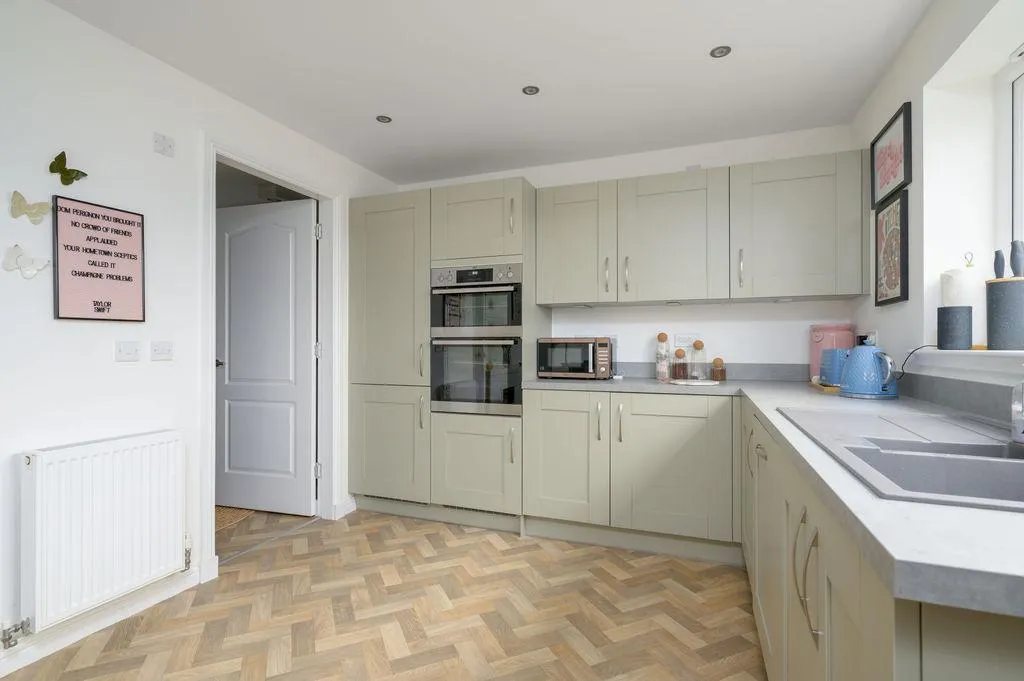 Loch Grove, Gartcosh, G69 8GH, photo 8