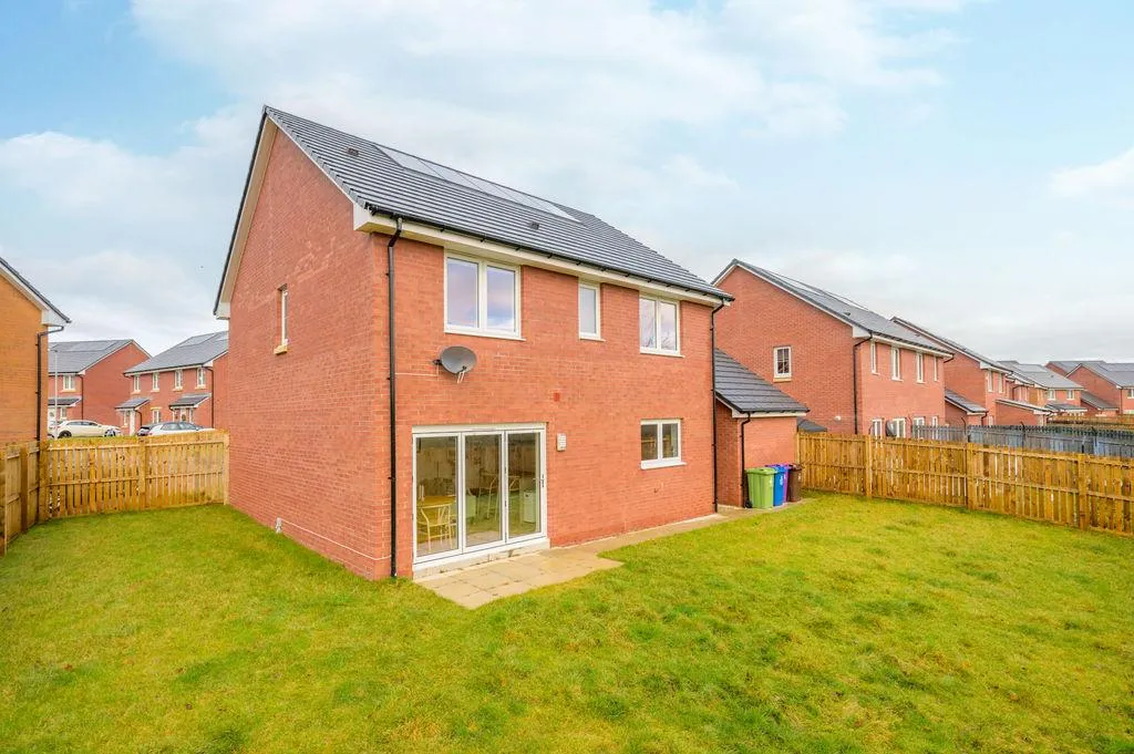 Loch Grove, Gartcosh, G69 8GH, photo 41