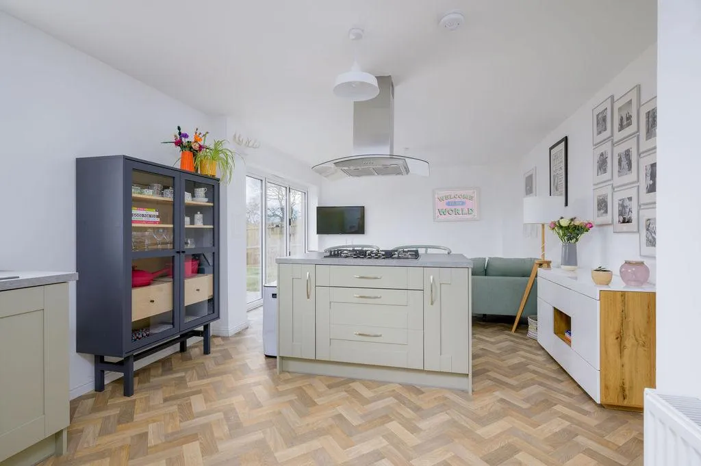 Loch Grove, Gartcosh, G69 8GH, photo 9