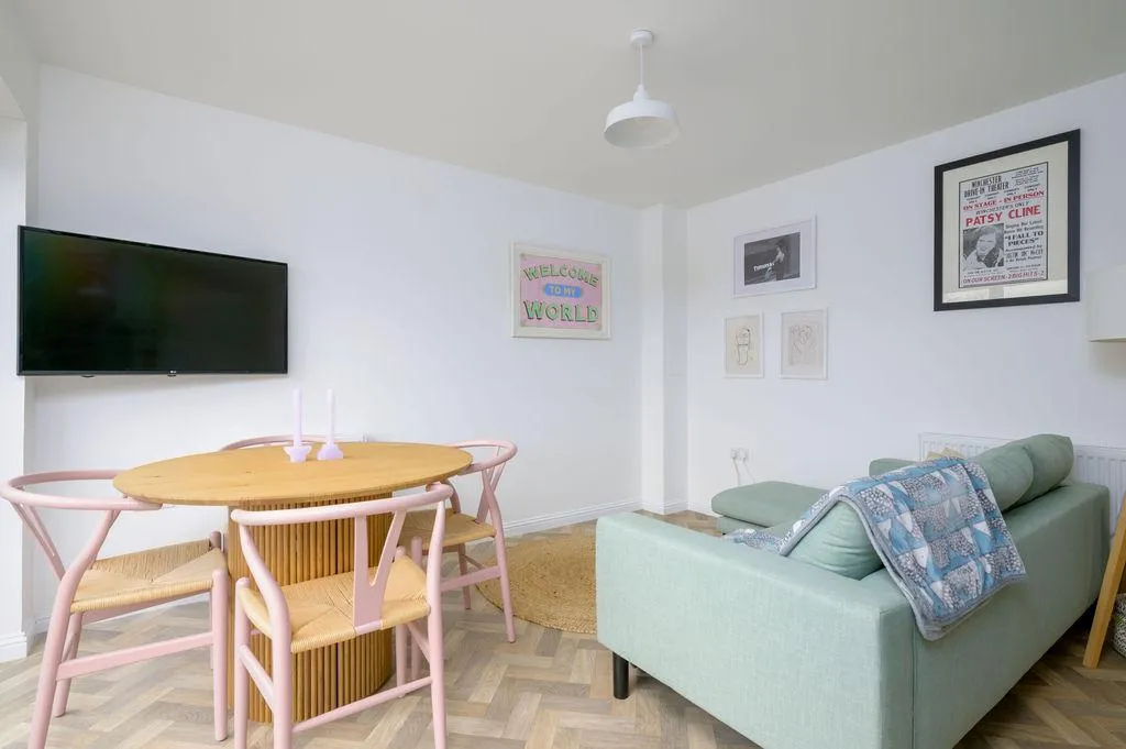 Loch Grove, Gartcosh, G69 8GH, photo 13
