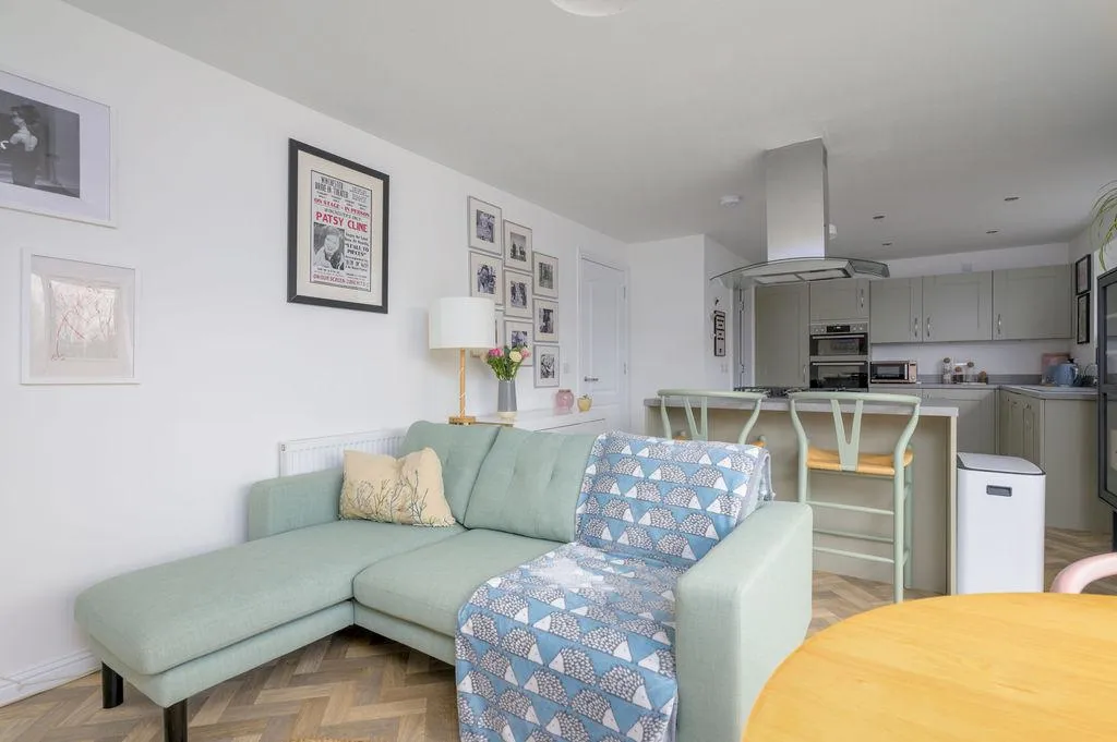 Loch Grove, Gartcosh, G69 8GH, photo 12