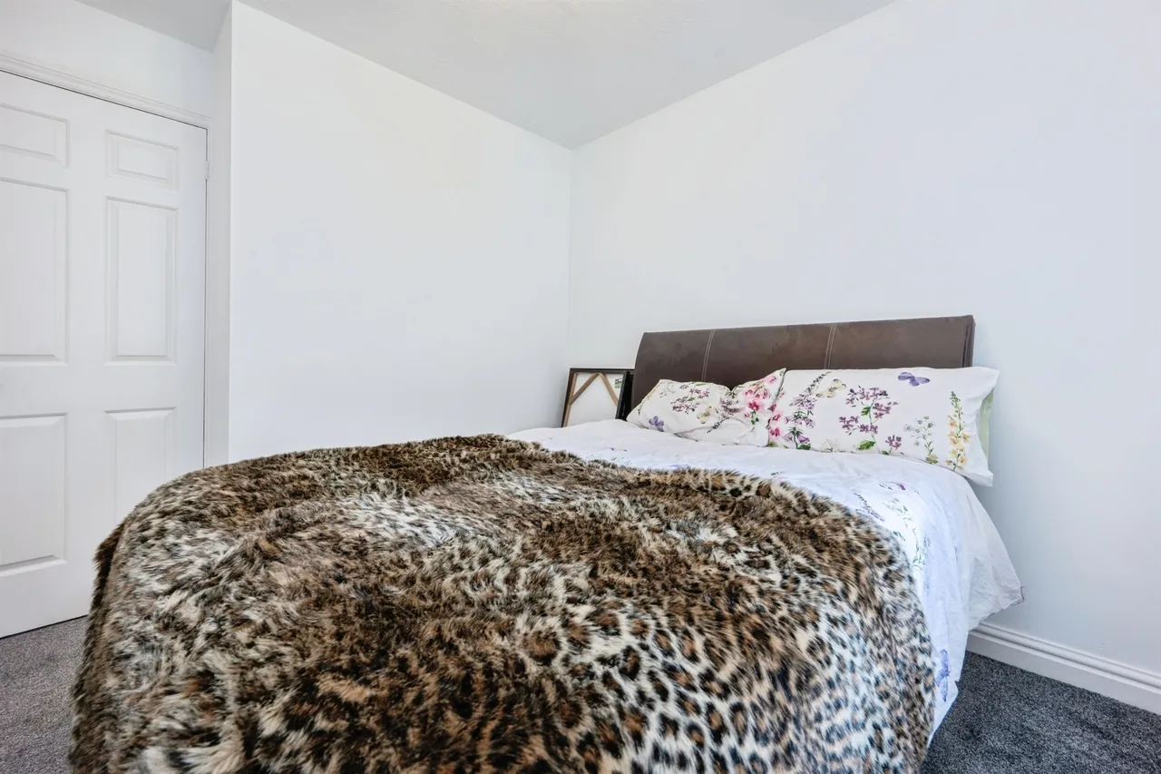 Eleanor Walk, Woburn, MK17, photo 12