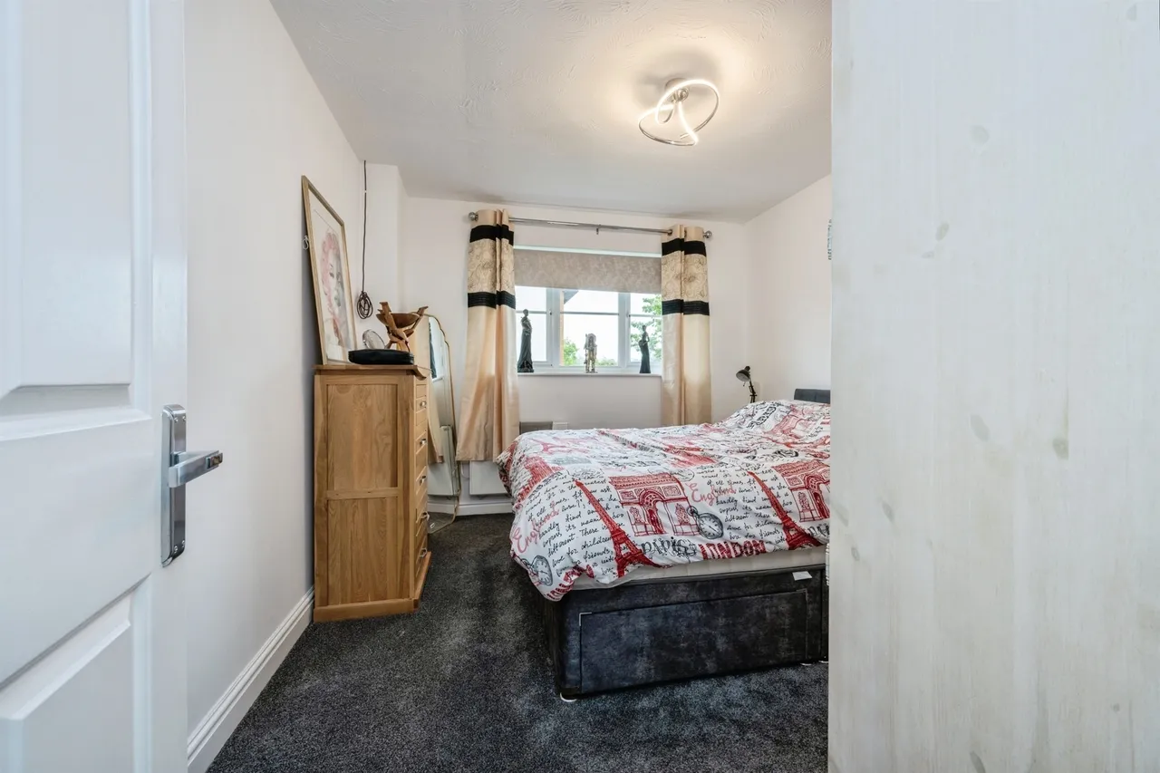 Eleanor Walk, Woburn, MK17, photo 11