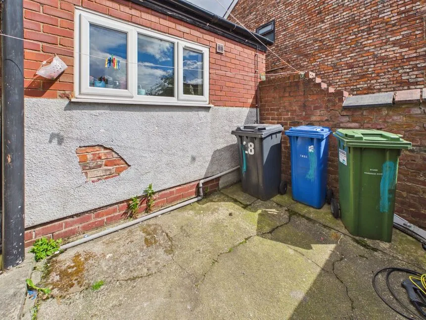 Russell Street, Ashton-under-Lyne, Greater Manchester, OL6, photo 11