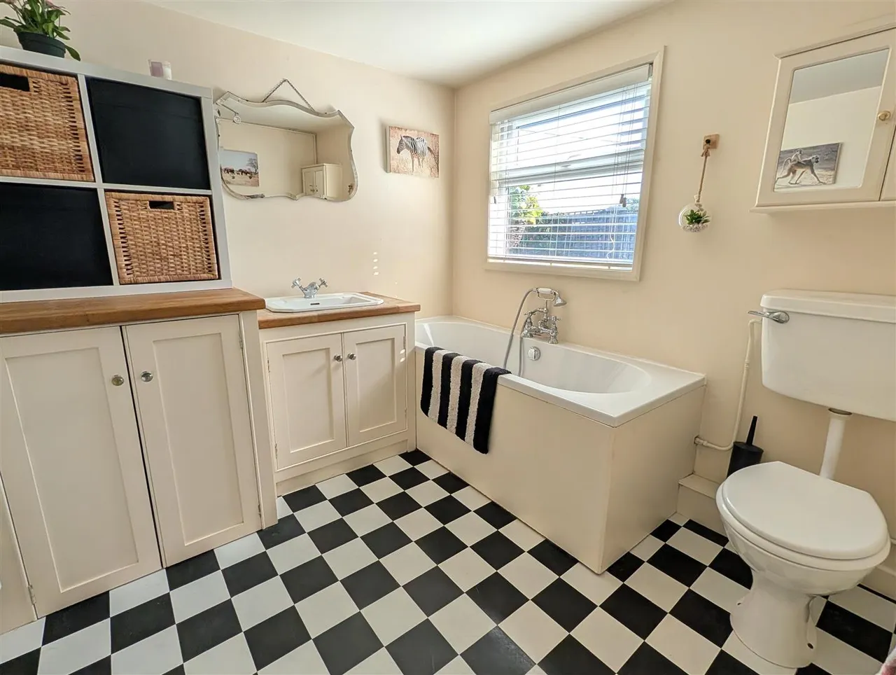 Church Road, Aslacton, NR15, photo 5