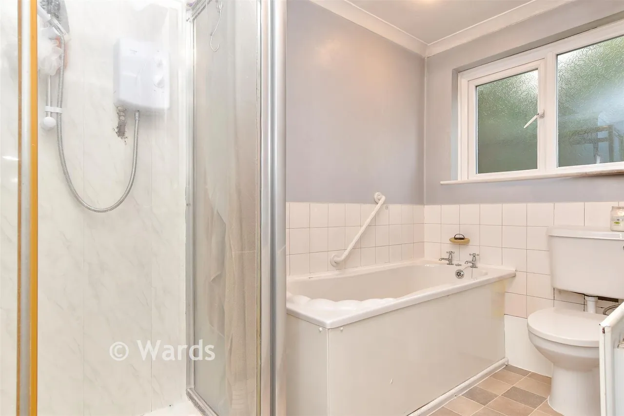 Harptree Drive, Walderslade, ME5, photo 5