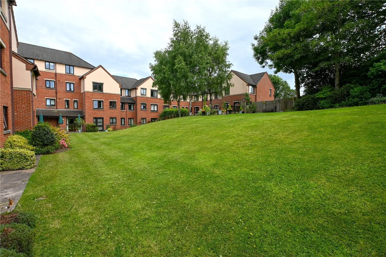 Ashill Road, Rednal, Birmingham, West Midlands, B45 9YB, photo 9