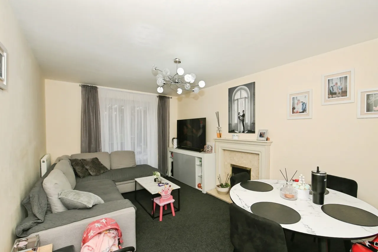 Swan Gardens, Peterborough, Cambridgeshire, PE1, photo 4
